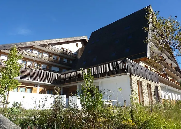 Aparthotel Vacanceole - Les Gentianes 2*